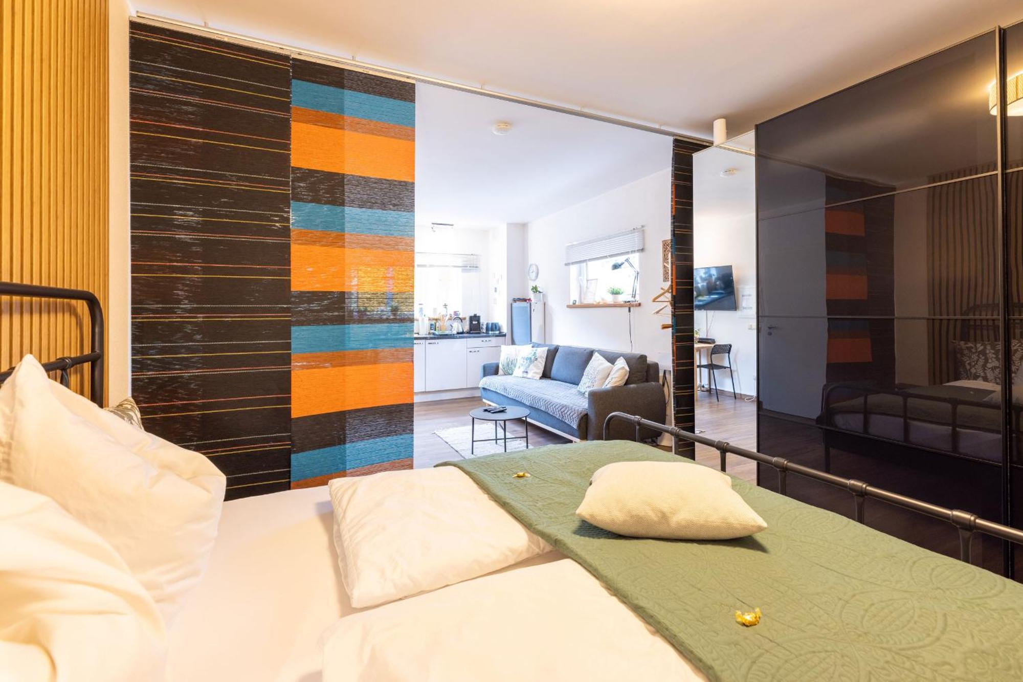 Ideal Fuer Kurze Aufenthalte - Gemuetliches 1-Zimmer-Apartment Adelsdorf 外观 照片